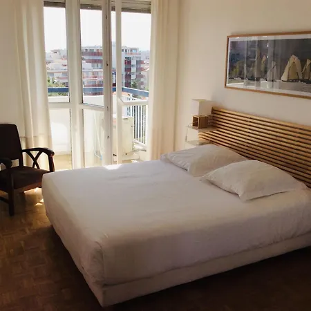 Appartement 2 Pièces 500 M De La